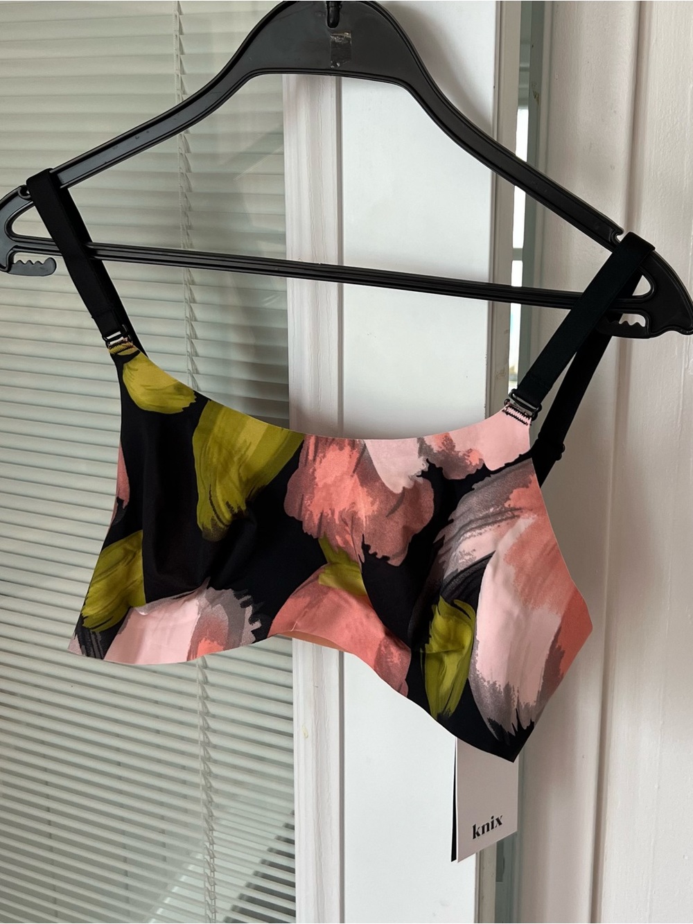 KNIX Evolution bra NWT Size 4